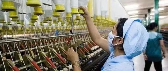 “勞動密集型企業是如何通過自動化技術實現數字化生產的？”